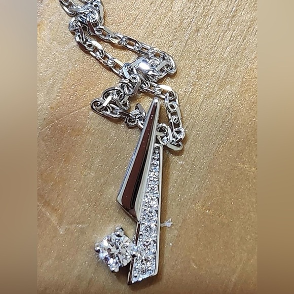 Elegant Diamond and 925 Silver Pendant Necklace - Picture 11 of 14